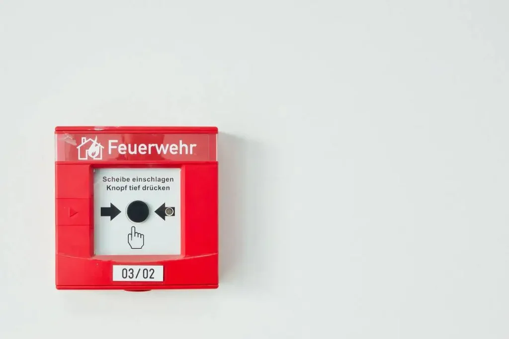 pulsador de alarma contra incendios